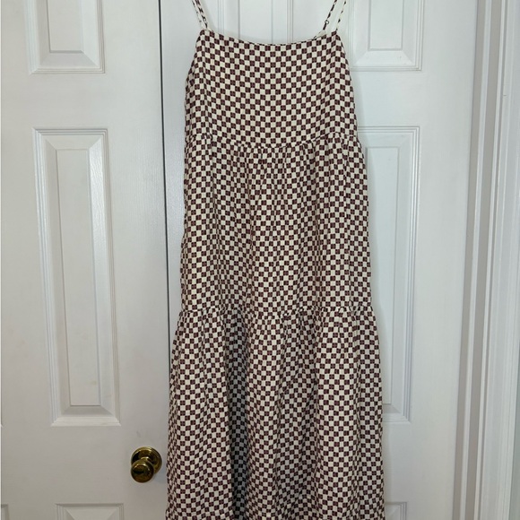 Abercrombie & Fitch Dresses & Skirts - Abercrombie & Fitch Checkered Brown and White Midi Dress